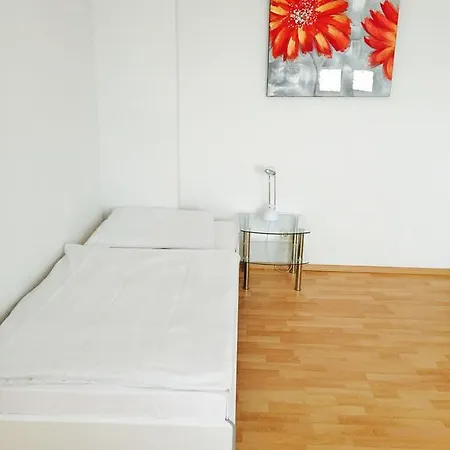 Отель Westend 3*