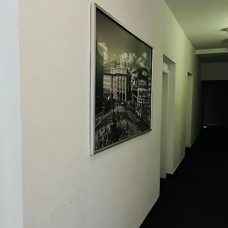 Westend 3*