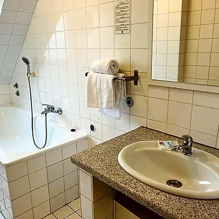 Otel Westend 3*