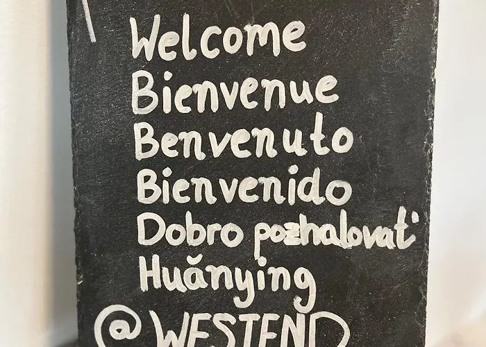 Westend Szálloda 3*